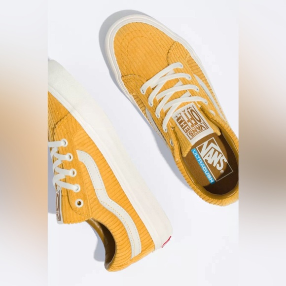Vans Ultracush Corduroy Old Skool shoe. Size W 6.5 - Picture 2 of 6